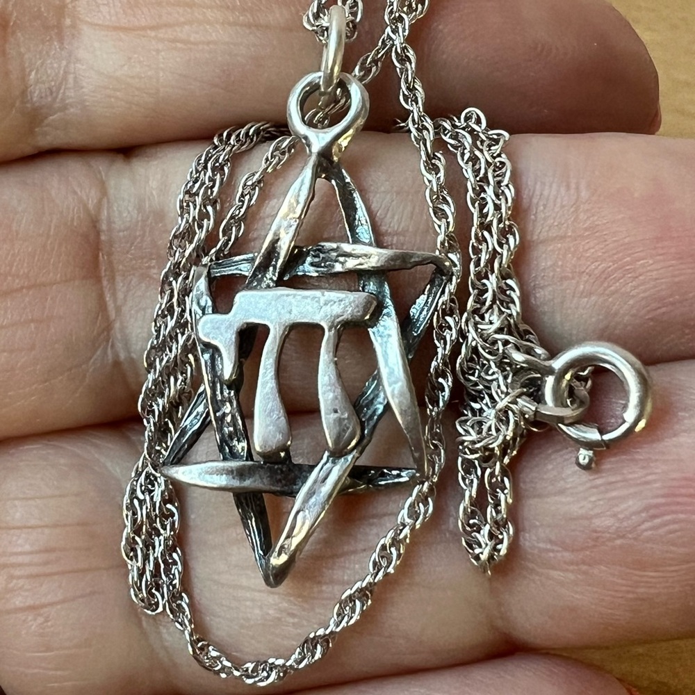 VINTAGE MAGEN DAVID STAR OF DAVID CHAI PENDANT NECKLACE 925 STERLING SILVER - Picture 9 of 16
